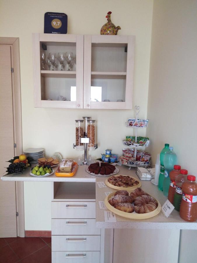 Il Nido Delle Rondini Bed & Breakfast Grottole Bagian luar foto
