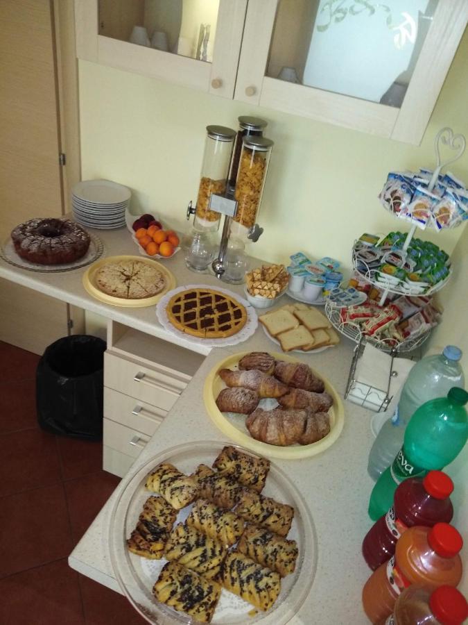 Il Nido Delle Rondini Bed & Breakfast Grottole Bagian luar foto