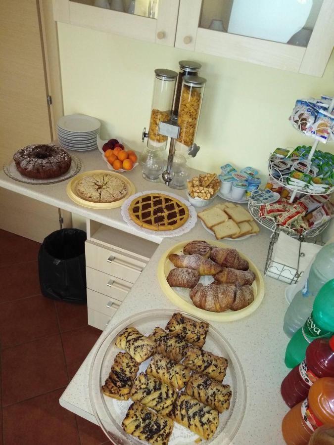 Il Nido Delle Rondini Bed & Breakfast Grottole Bagian luar foto