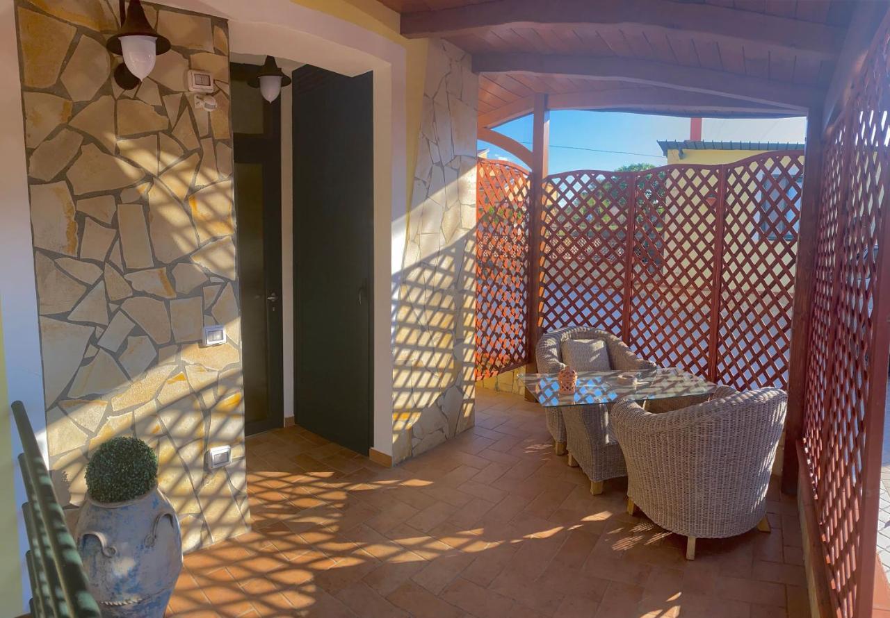 Il Nido Delle Rondini Bed & Breakfast Grottole Bagian luar foto