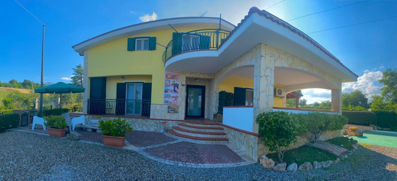 Il Nido Delle Rondini Bed & Breakfast Grottole Bagian luar foto