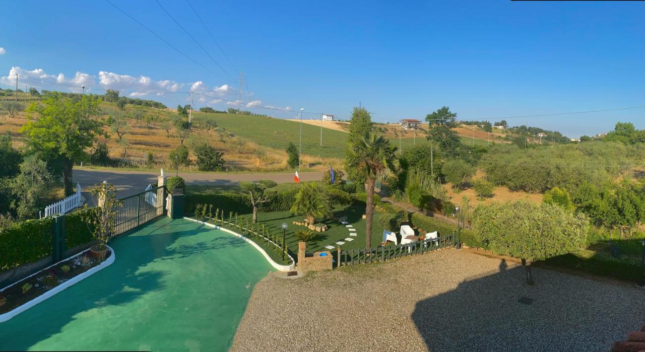 Il Nido Delle Rondini Bed & Breakfast Grottole Bagian luar foto