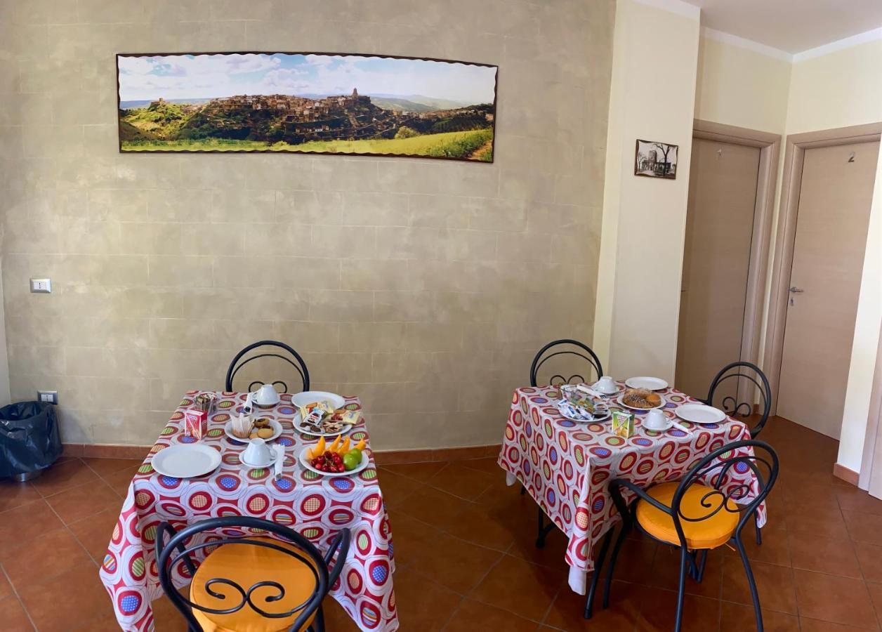 Il Nido Delle Rondini Bed & Breakfast Grottole Bagian luar foto