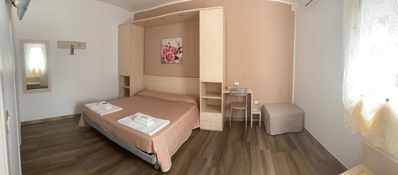 Il Nido Delle Rondini Bed & Breakfast Grottole Bagian luar foto